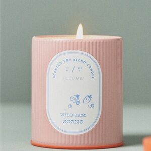 Anthropologie/Illume Petite Patisserie Tin Candle